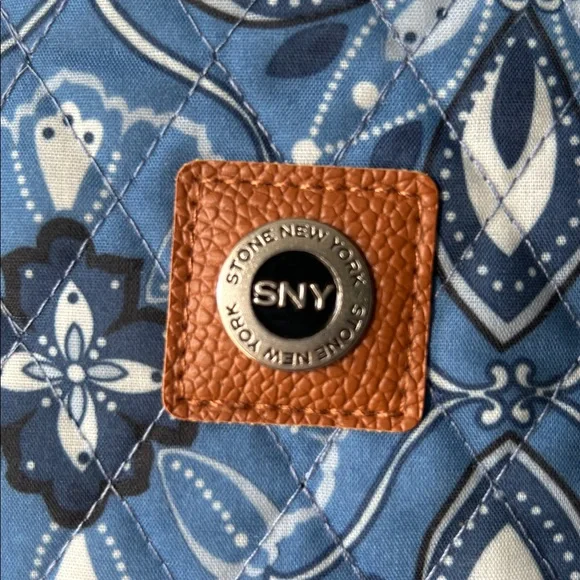 🔥🆕🔥Stone Mountain Quilted Floral handbag/lunchbag - Picture 3 of 6